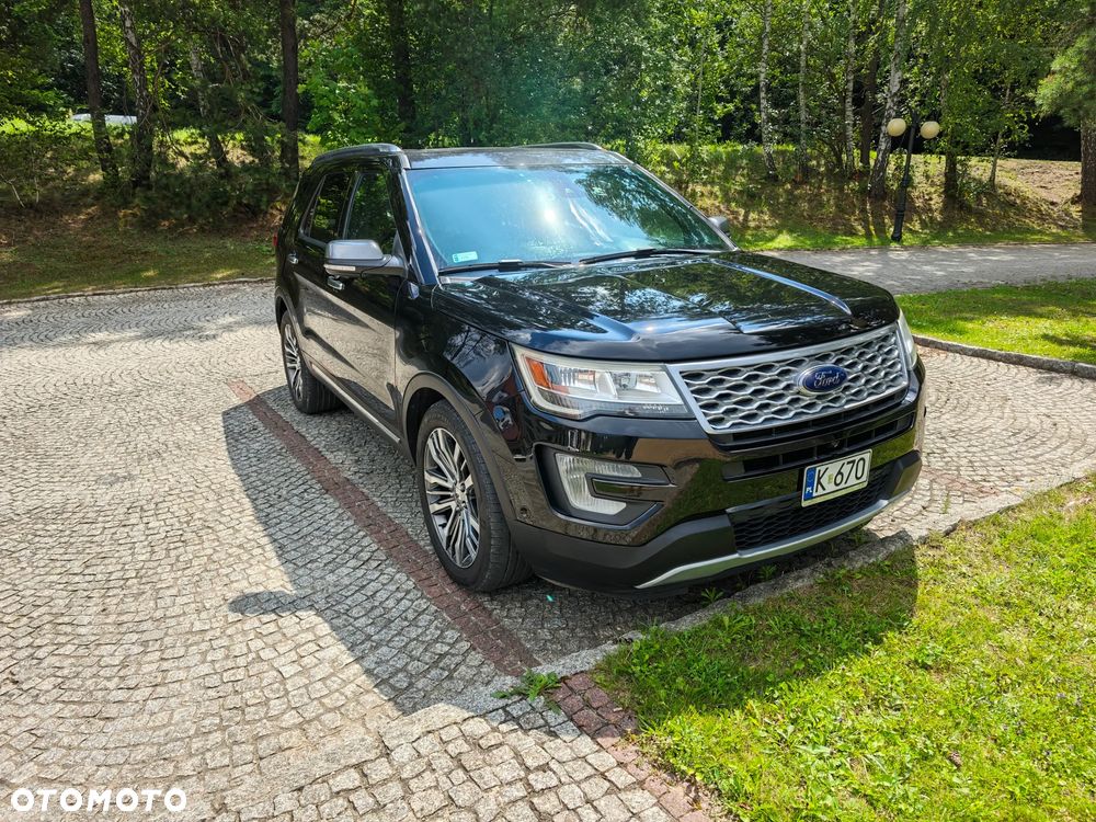 Ford Explorer - 1