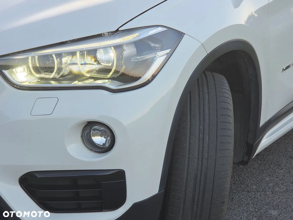 BMW X1 xDrive20d - 15