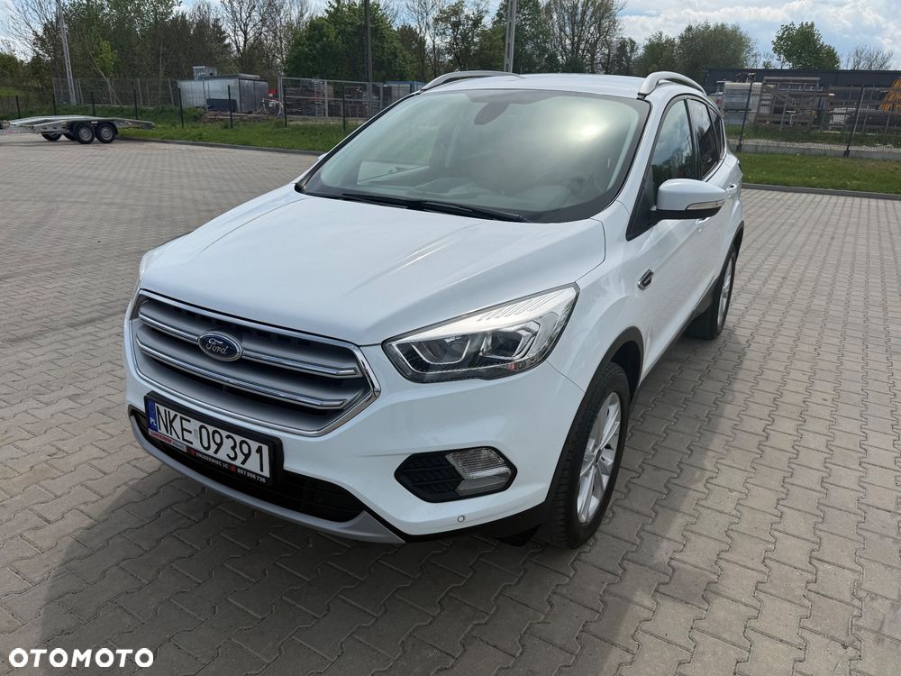 Ford Kuga 1.5 EcoBoost 2x4 Titanium - 2