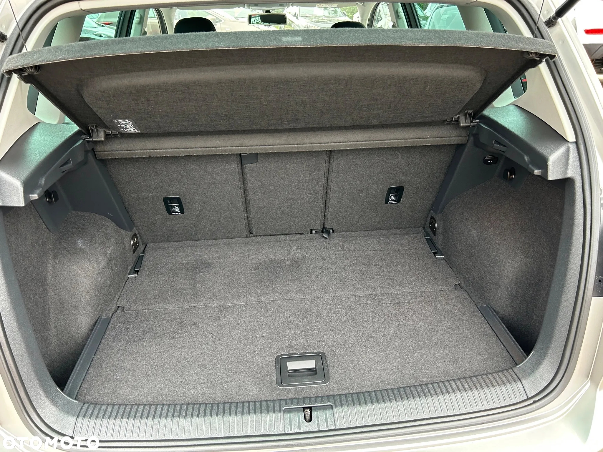 Volkswagen Golf Sportsvan 1.4 TSI (BlueMotion Technology) Highline - 22