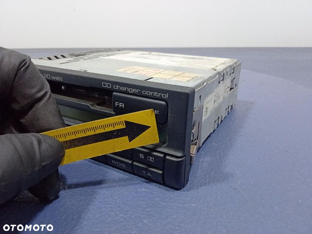 VW PASSAT B4 GOLF III RADIO FABRYCZNE KASETY GAMMA 1H0035186 - 10