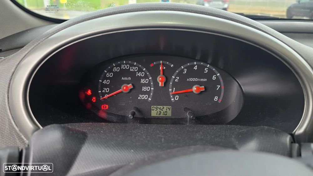 Nissan Micra 1.0 Emotion - 4