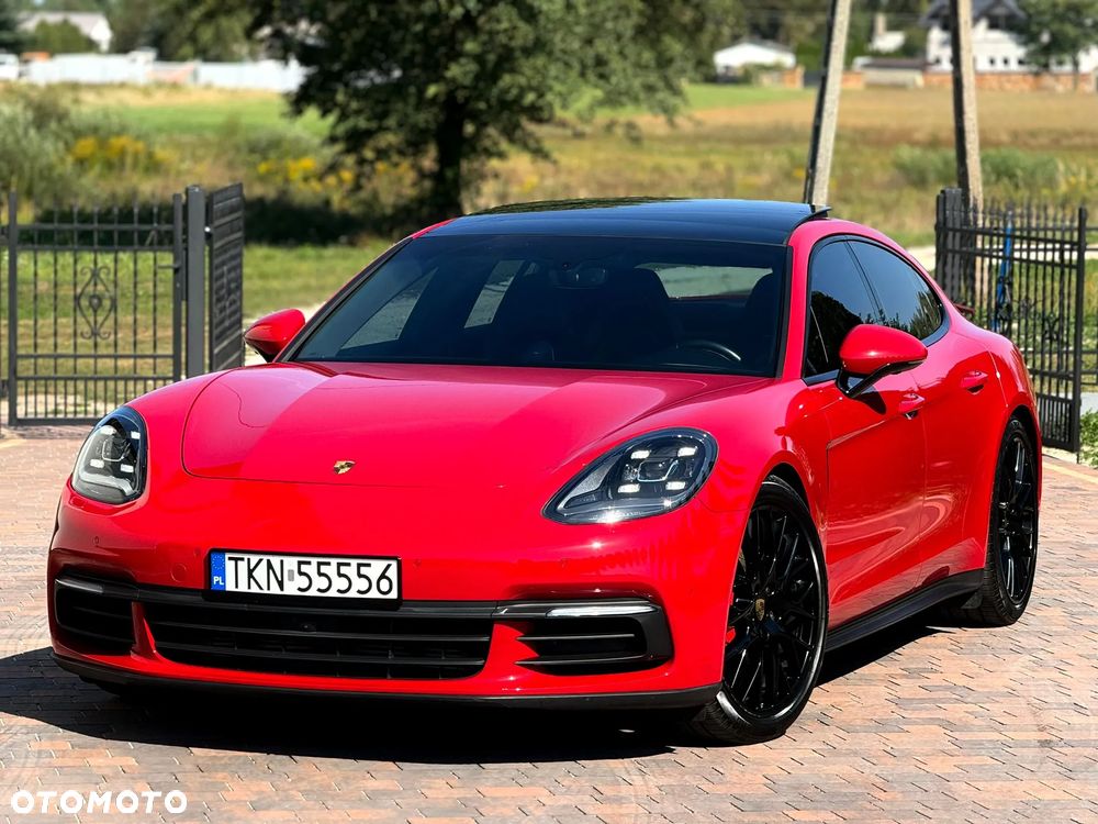Porsche Panamera 4 - 21