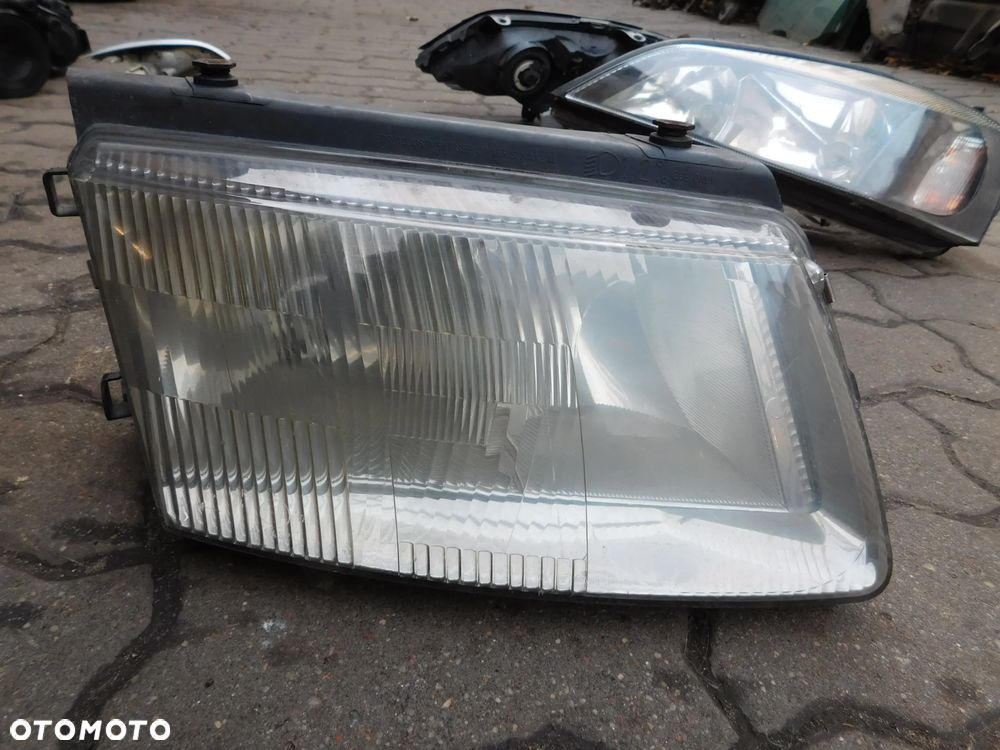 lampa prawa VW PASSAT B5 97-00 EUROPA - 1