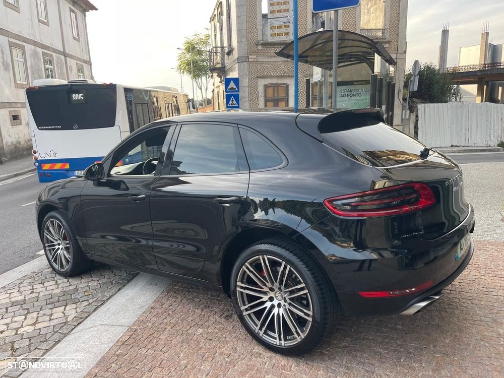 Porsche Macan Turbo PDK - 9