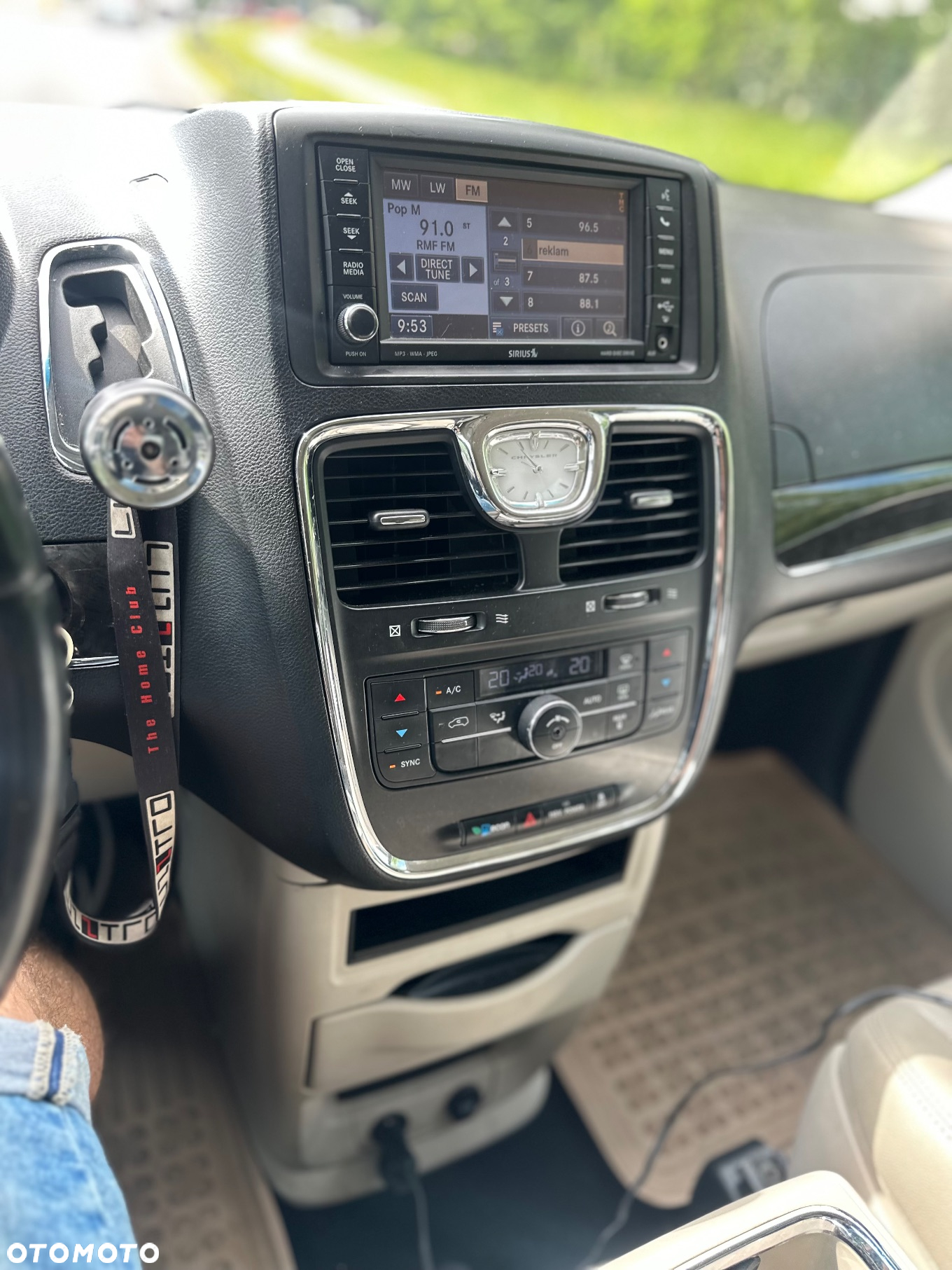 Chrysler Town & Country 3.6 Touring - 14