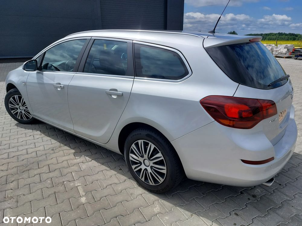 Opel Astra 1.4 Turbo Sports Tourer 150 Jahre - 22