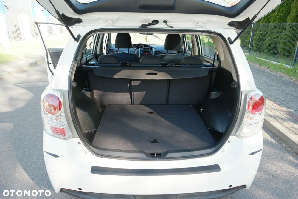 Toyota Verso - 17
