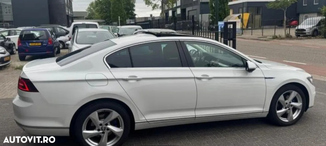 Volkswagen Passat Variant 1.4 TSI Plug-In-Hybrid DSG GTE - 4
