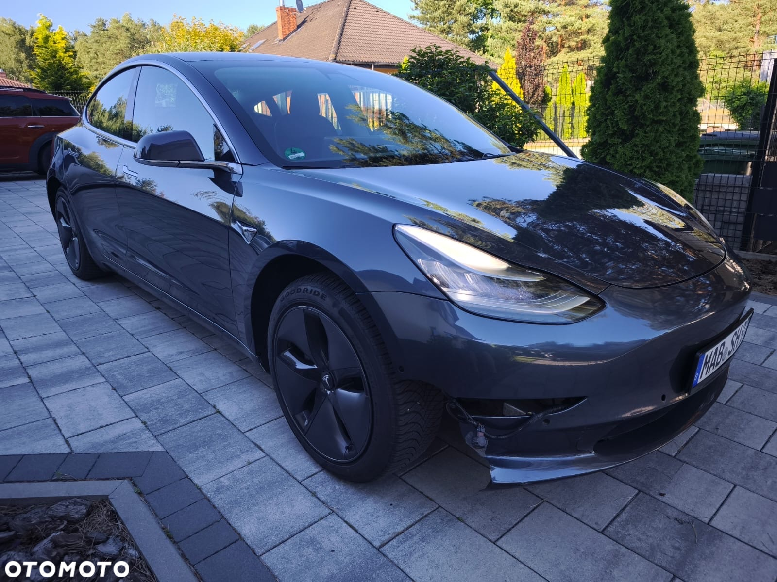 Tesla Model 3 Standard Reichweite Plus Hinterradantrieb - 13