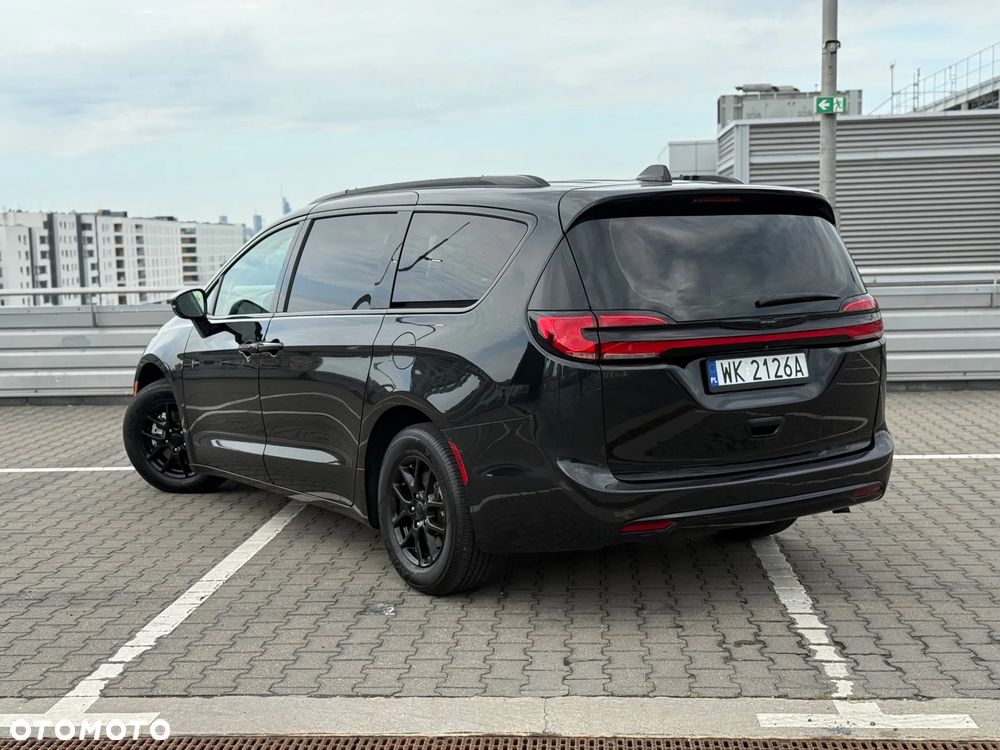 Chrysler Pacifica - 15