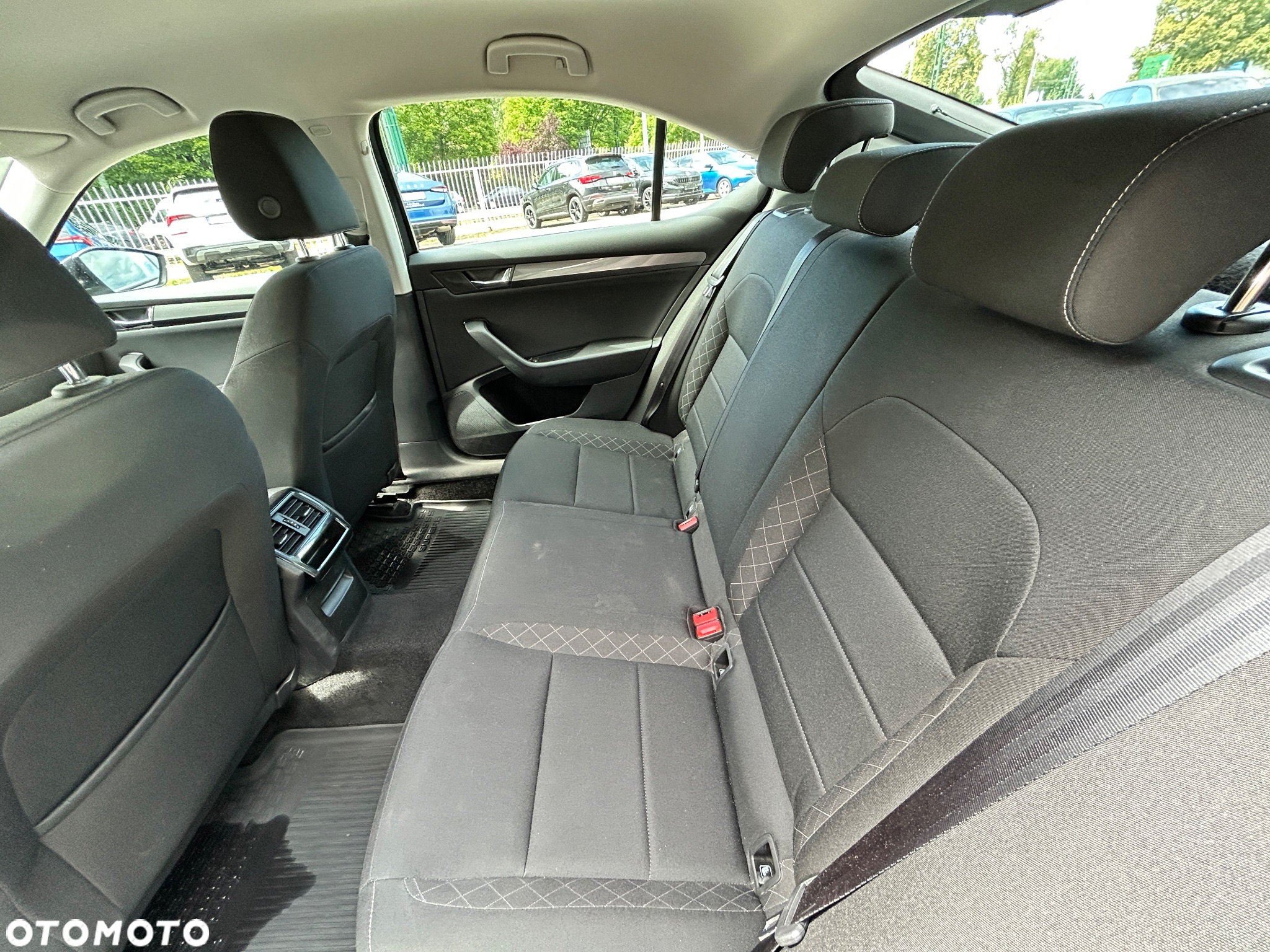 Skoda Superb 1.5 TSI ACT Active - 13