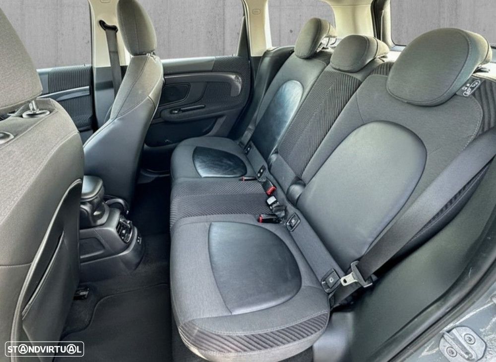 MINI Countryman Cooper SE ALL4 Auto - 12