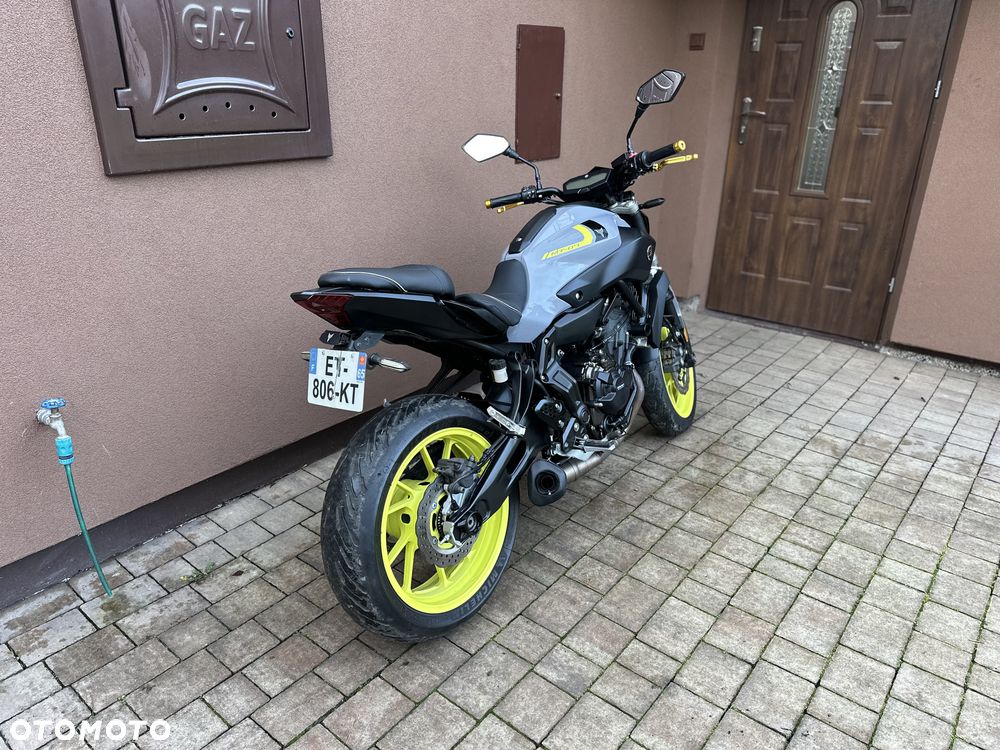 Yamaha MT - 21