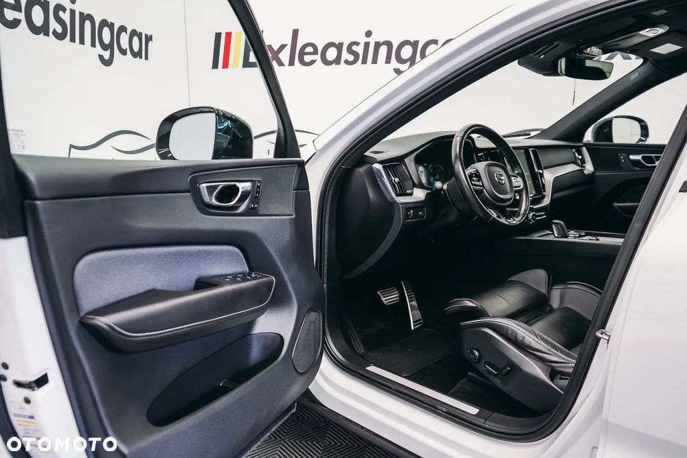 Volvo XC 60 B4 D AWD Geartronic RDesign - 13