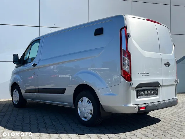 Ford Transit Custom - 11