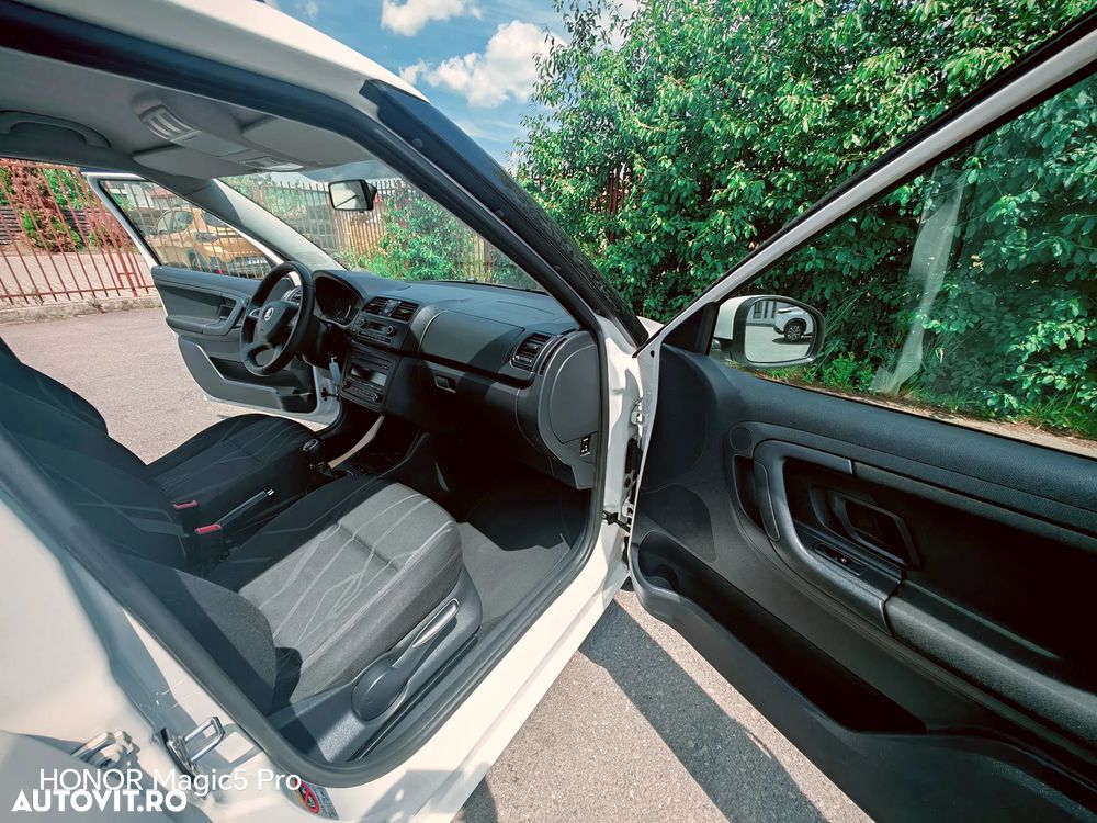 Skoda Fabia - 10