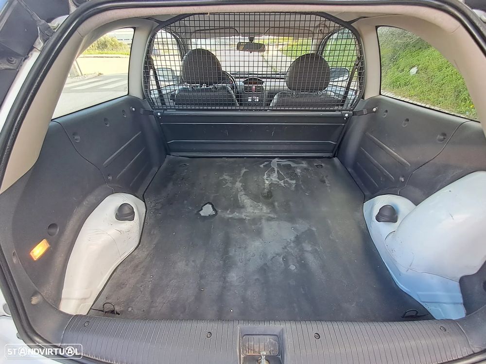 Opel CORSA C VAN - 18