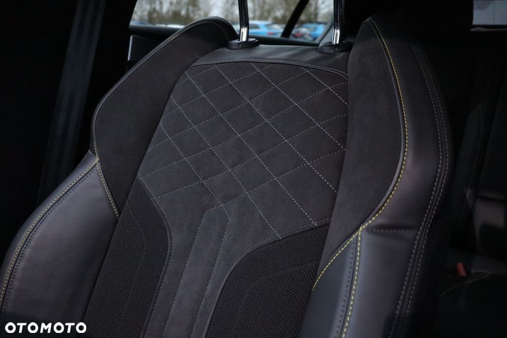 Peugeot 508 Plug-In Hybrid SPORT ENGINEERED - 26