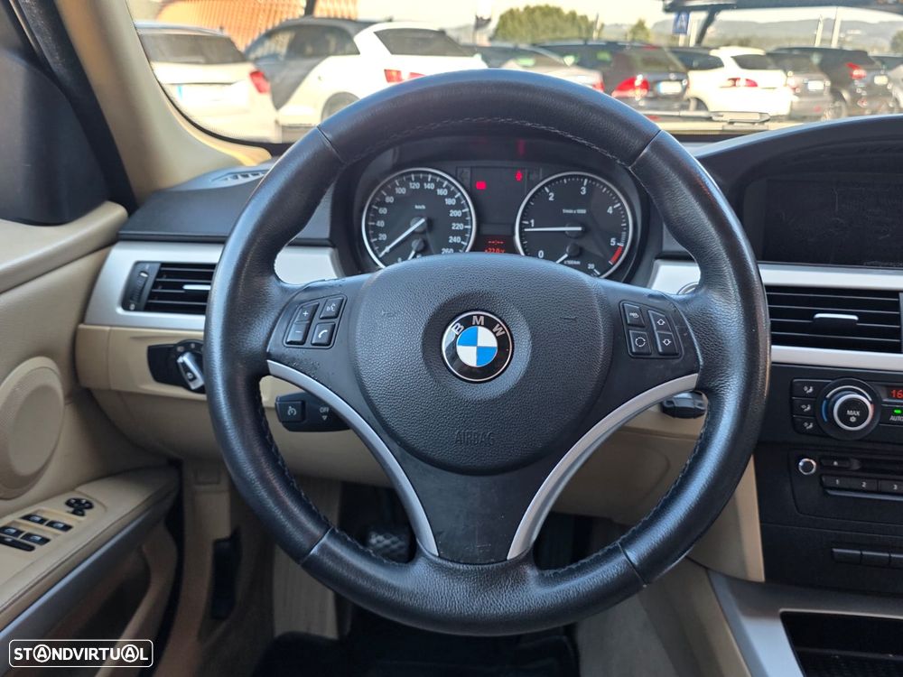 BMW 320 d Navigation - 18