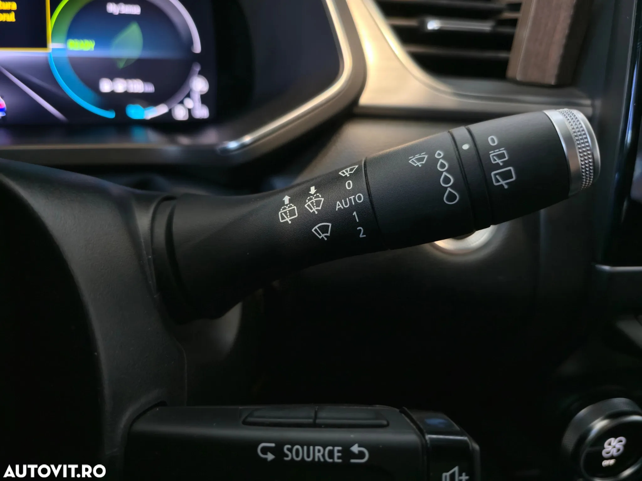 Renault Captur E-Tech Plug-In-Hybrid Intens - 16