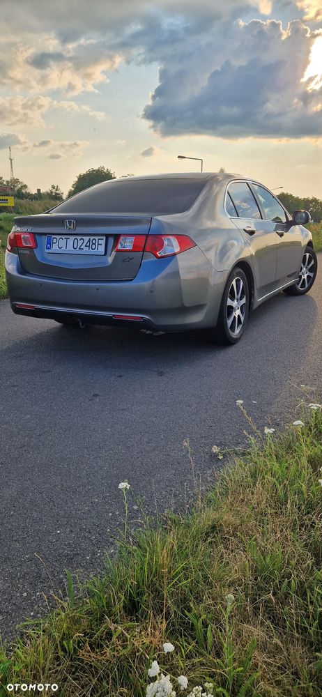Honda Accord 2.2d Elegance - 19