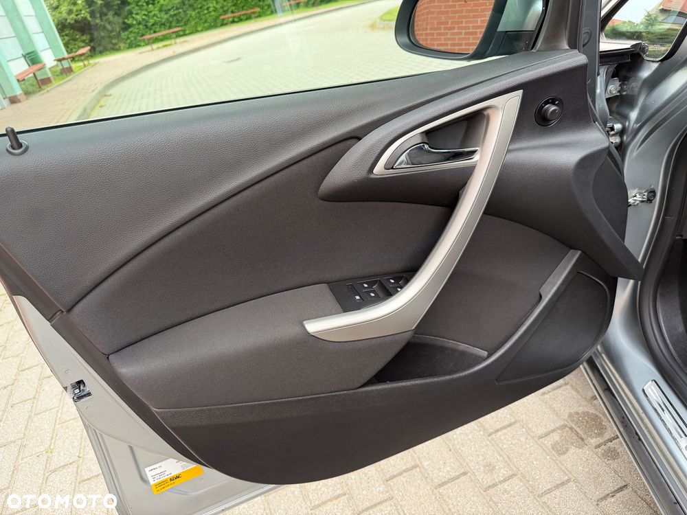 Opel Astra 1.4 Turbo Edition - 20