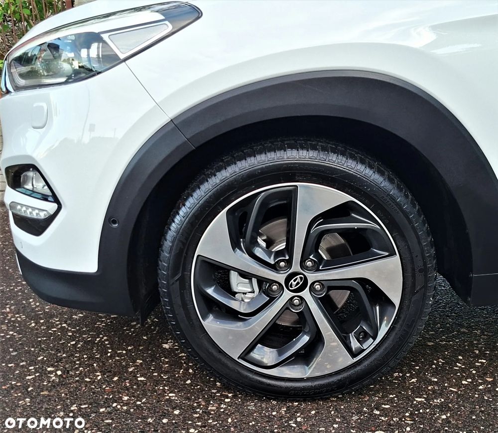 Hyundai Tucson blue 1.7 CRDi 2WD DCT Premium - 16