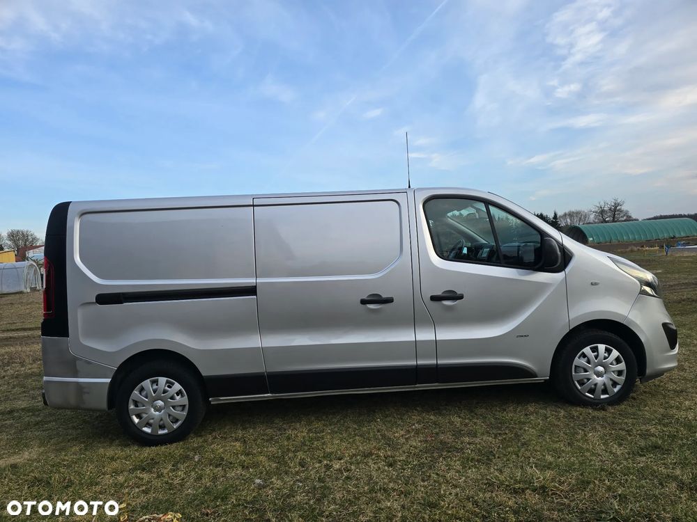 Opel Vivaro - 6