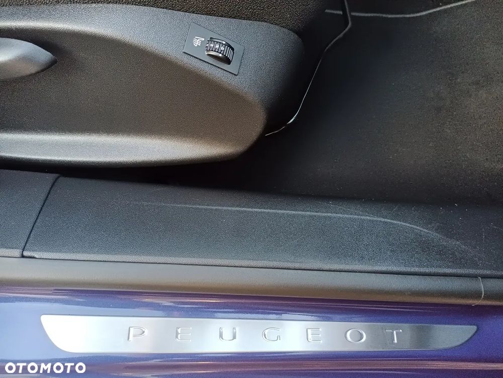 Peugeot 208 1.6 VTi Allure - 21