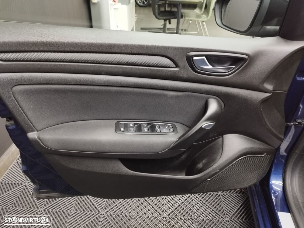 Renault Mégane 1.5 Blue dCi Limited - 29
