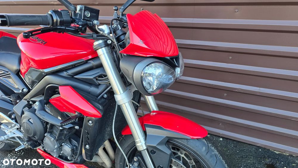 Triumph Street Triple - 6