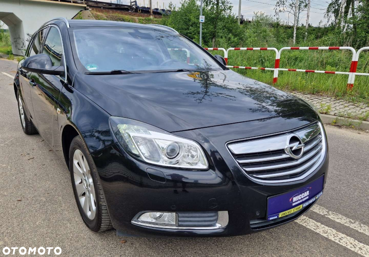 Opel Insignia - 12