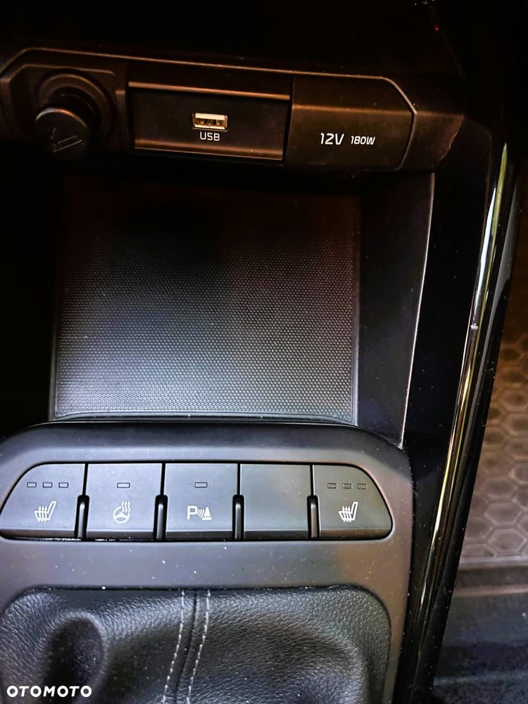 Kia Stonic 1.0 T-GDI L - 17