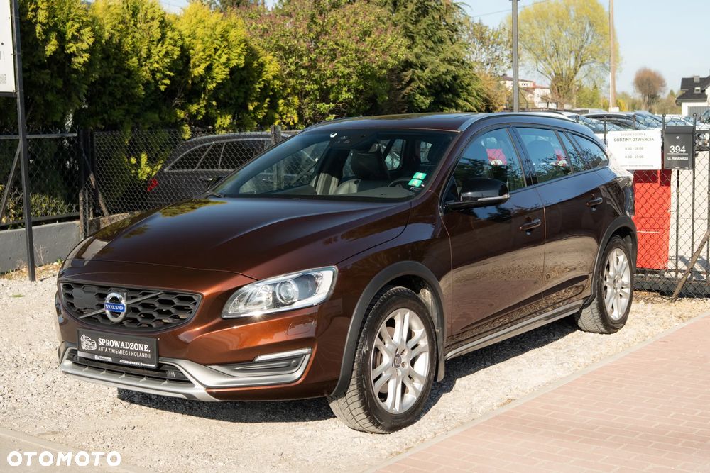 Volvo V60 Cross Country D4 Momentum - 36