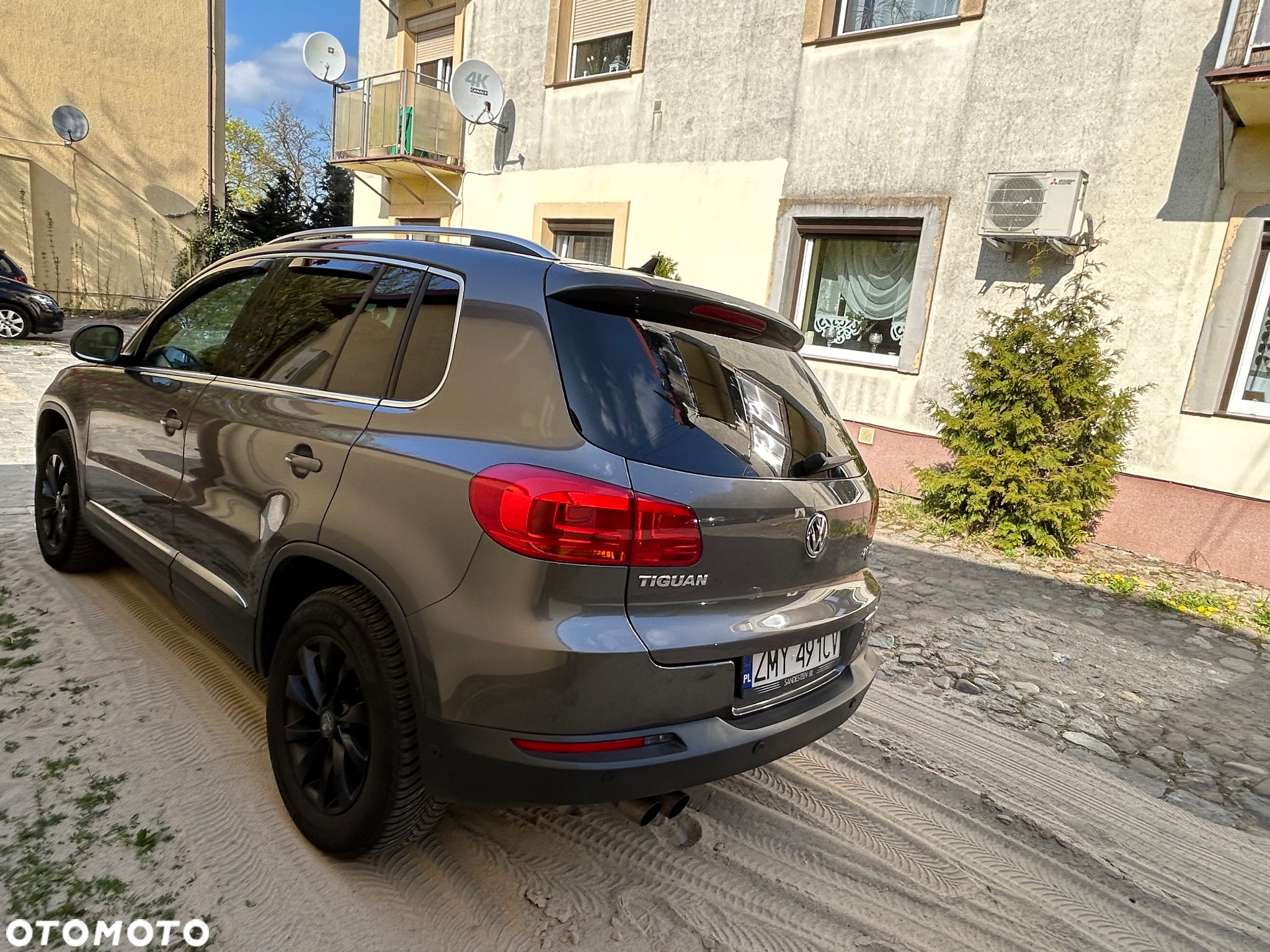 Volkswagen Tiguan 2.0 TDI 4Mot Sport&Style DSG - 4
