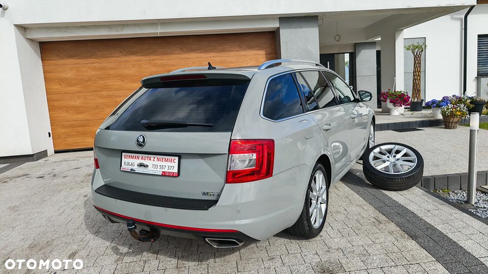 Skoda Octavia 2.0 TDI DSG RS - 21