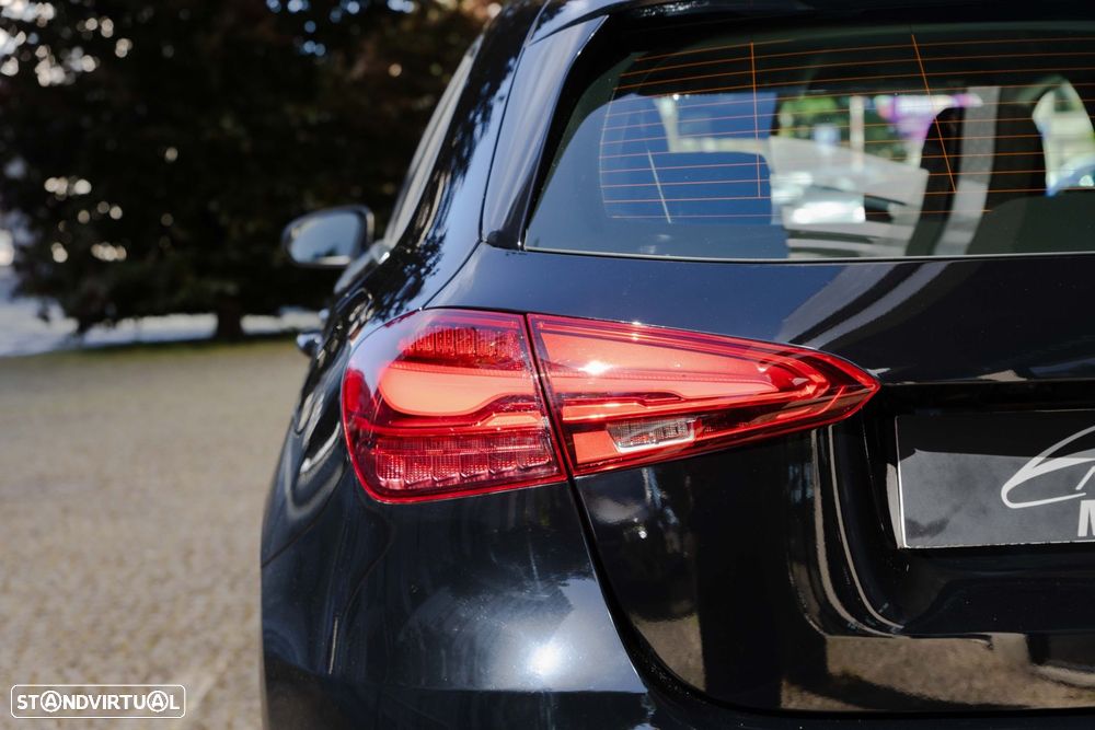 Mercedes-Benz A 180 - 25