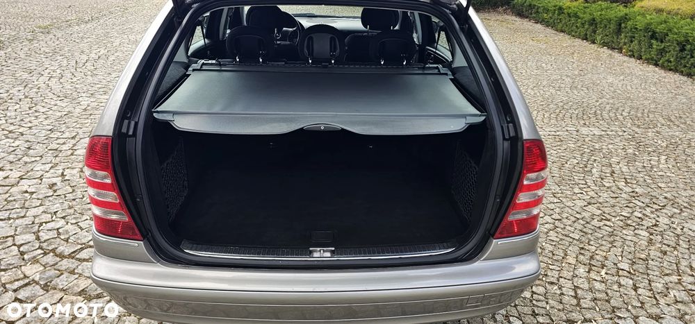 Mercedes-Benz Klasa C 180 Kompressor Automatik Elegance Sport Edition - 12