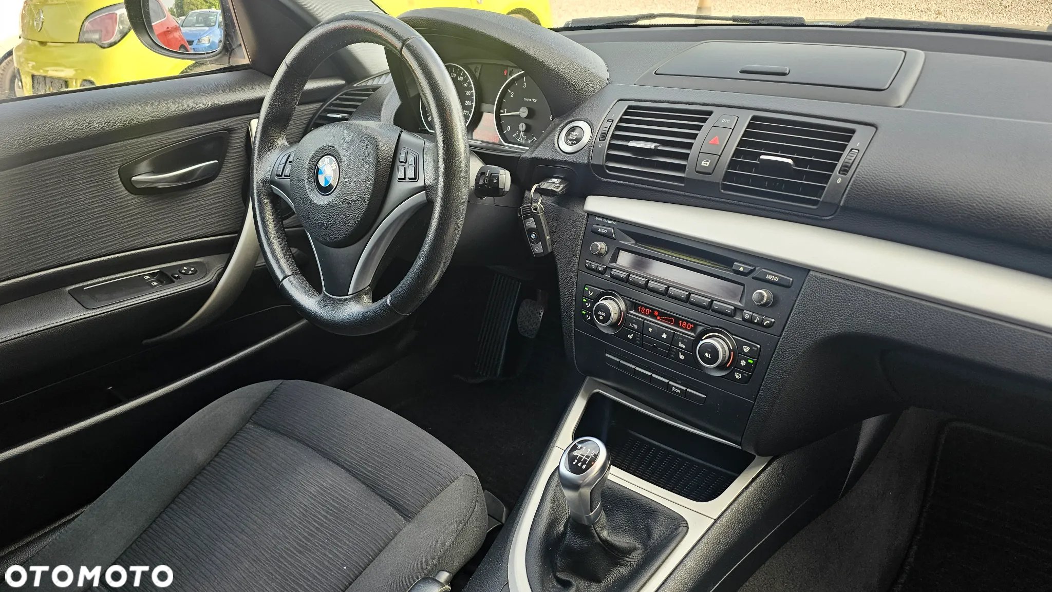 BMW Seria 1 - 12