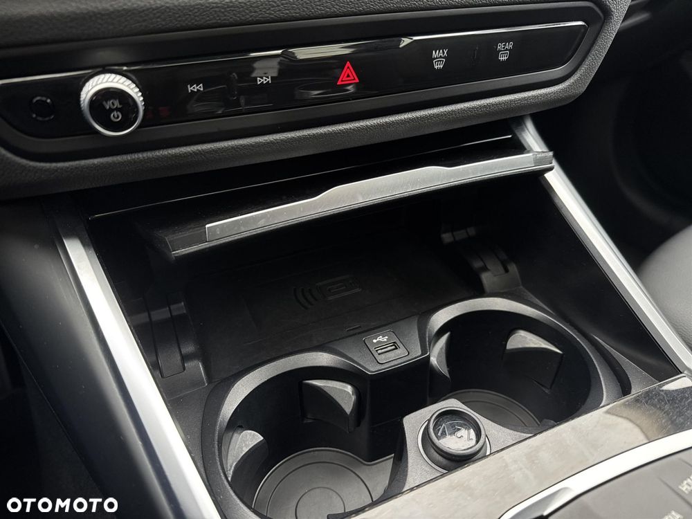 BMW Seria 3 320d xDrive - 15