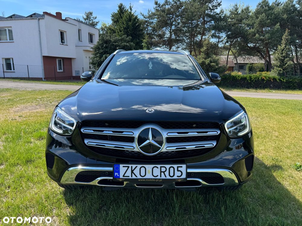 Mercedes-Benz GLC 300 4Matic 9G-TRONIC Exclusive - 2