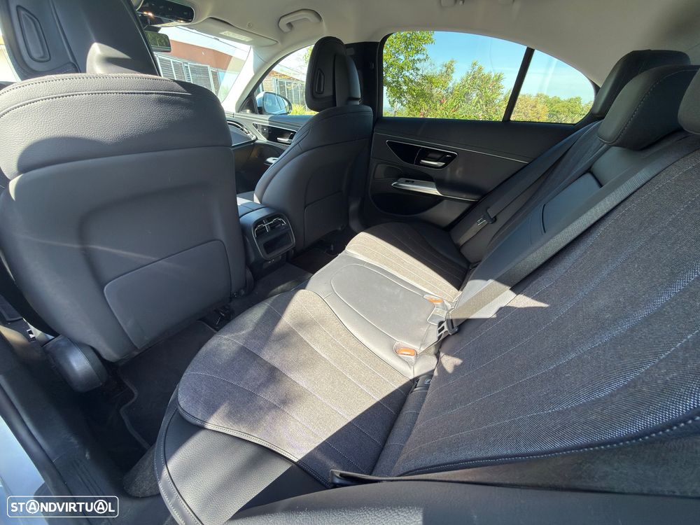 Mercedes-Benz E 220 d - 12