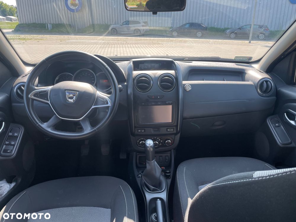 Dacia Duster 1.6 SCe Outdoor S&S - 14