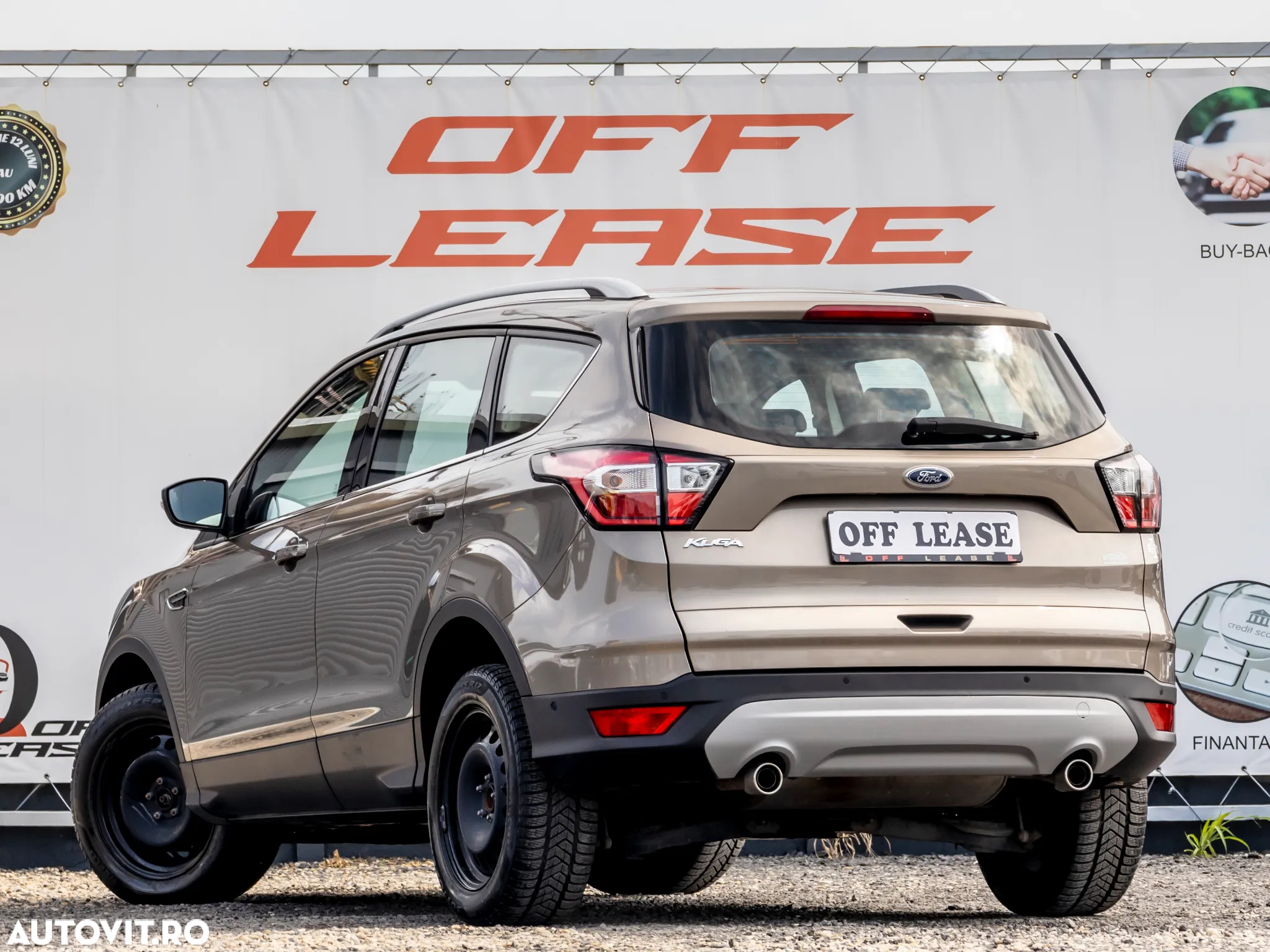 Ford Kuga 1.5 EcoBoost 2x4 Aut. Trend - 3