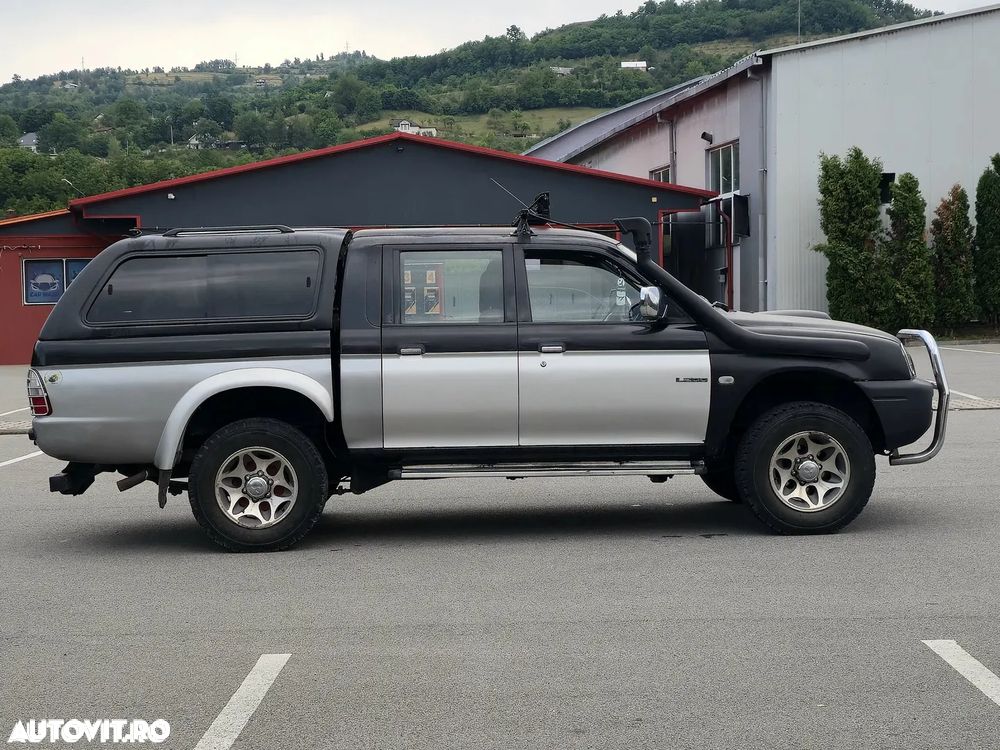 Mitsubishi L200 Pick Up 4x4 Intense + - 13