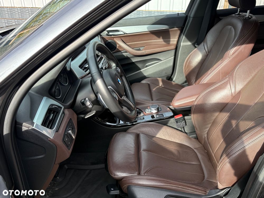 BMW X1 xDrive18d xLine - 10