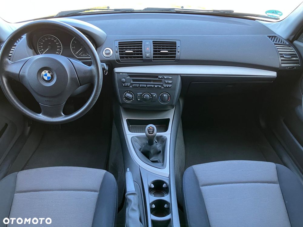 BMW Seria 1 116i - 16