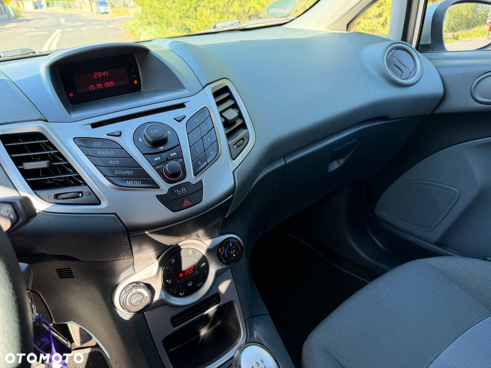 Ford Fiesta - 16