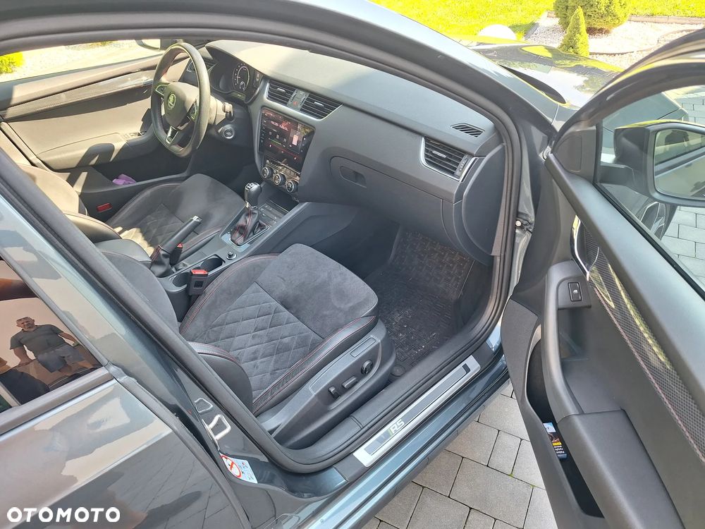 Skoda Octavia 2.0 TDI 4x4 RS DSG - 18